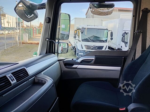 3-way tipper MAN TGM 18.290