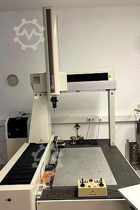 Coordinate measuring machine Mitutoyo Euro Apex 122010