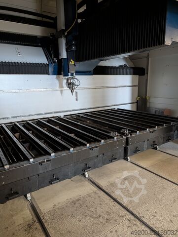 3D-Laserschneidanlage TRUMPF TruLaser Cell 7040