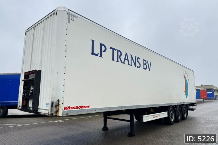 Suitcase Kässbohrer XS / Taillift / BPW