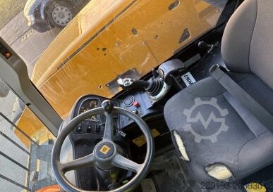 Telescopic forklift JCB 525-60