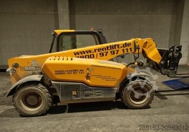 Telescopic forklift JCB 525-60