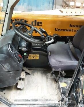 Telescopic forklift JCB 525-60