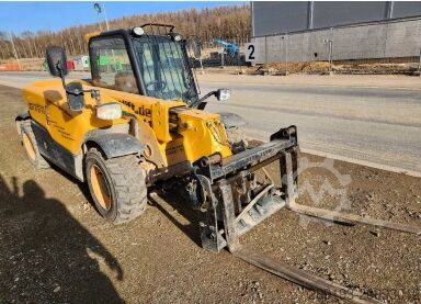 Telescopic forklift JCB 525-60