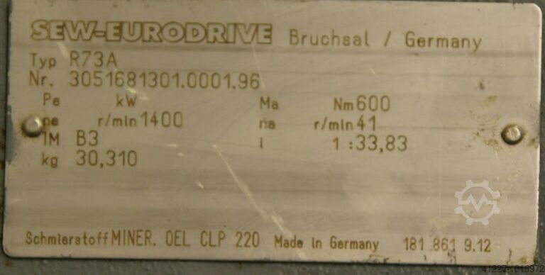 Adjustable geared motor 5.5 kW 15-90 rpm SEW EURODRIVE R73 VU3 DV132S4