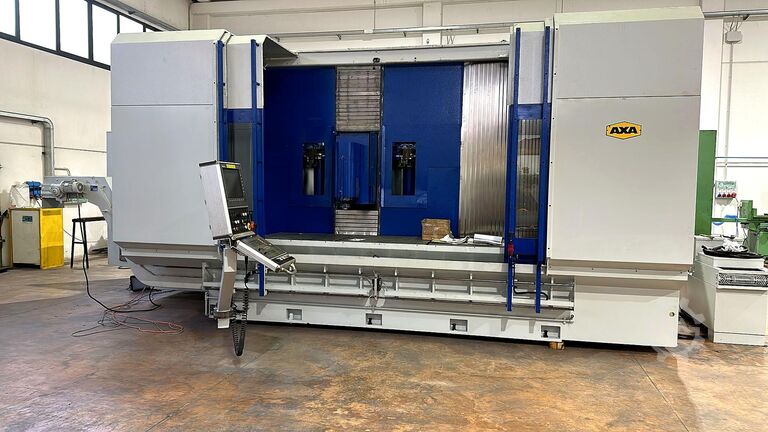 Universal-Bearbeitungszentrum AXA VHC 3-M/2E