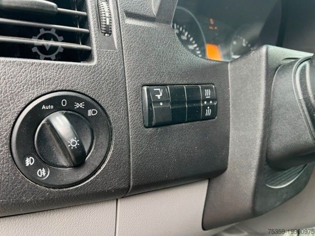 Transporter mit Koffer MERCEDES-BENZ 316 Sprinter Koffer LBW