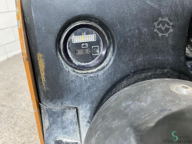 Stacker Still EGV16