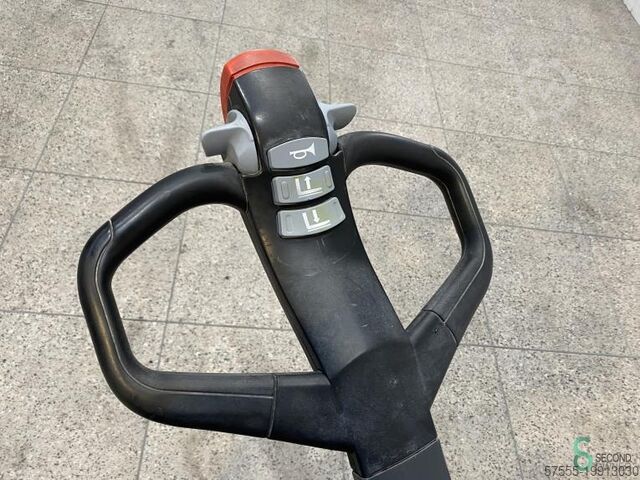 Stacker Still EGV16