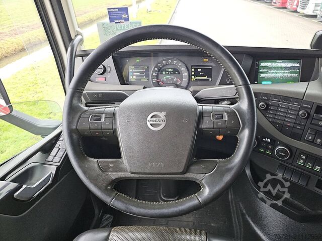 Fahrgestell mit Fahrerhaus VOLVO FH 16.750 6X2 RETARDER WB 430