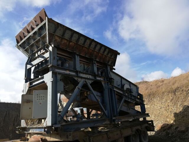 Feed hopper with pre-screening Haver & Boecker UF 1200x3650