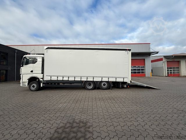 Autotransporter LKW MAN 26.440 6x2 mit Schwerlast-Ladebordwand Rampe