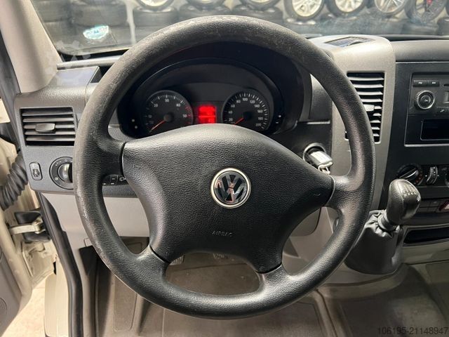 Kastenwagen VOLKSWAGEN Crafter 2,5 TDI Lang *1.Hand*Garantie*AHK*