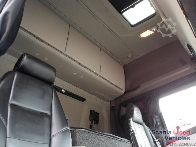 Standard tractor unit Scania S 590 - V8 - FULL AIR - HIGHLINE - 2x TANKs - ACC