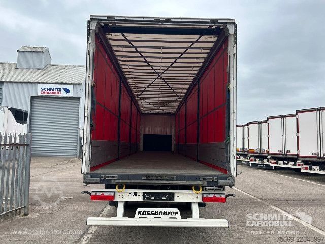 Auflieger mit Pritsche & Plane Kässbohrer Curtainsider Standard