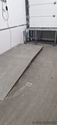 Fleischverarbeitungsmaschine Bodenwaage mit Auffahrampe 1500KG