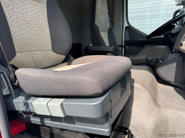 Koffer Renault MIDLUM 180 DXI / EEV / Tail Lift / TUV:9-2026 /...