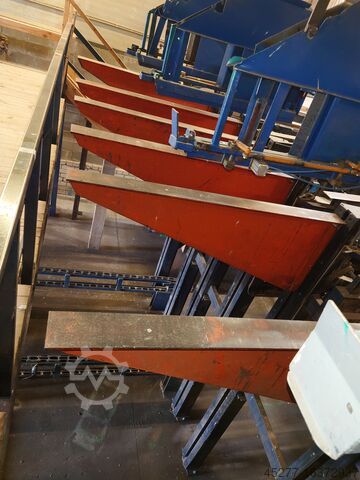 Green sorting line Almab Horizontal pockets