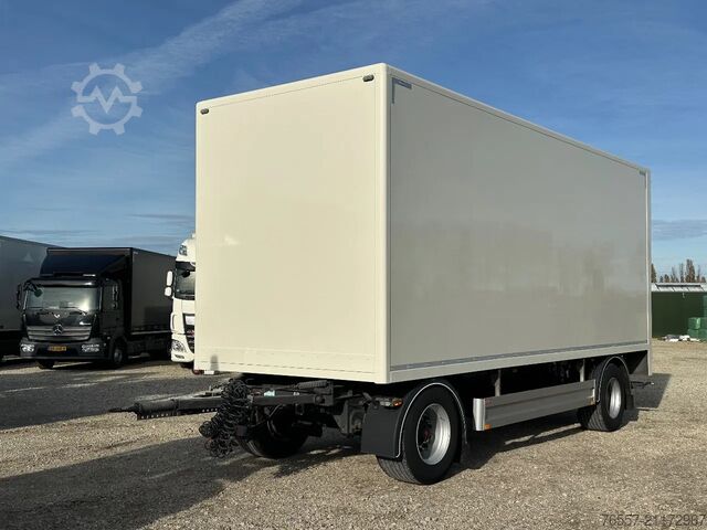 Koffer Pacton PACTON GESLOTEN AANHANGER MET LAADKLEP