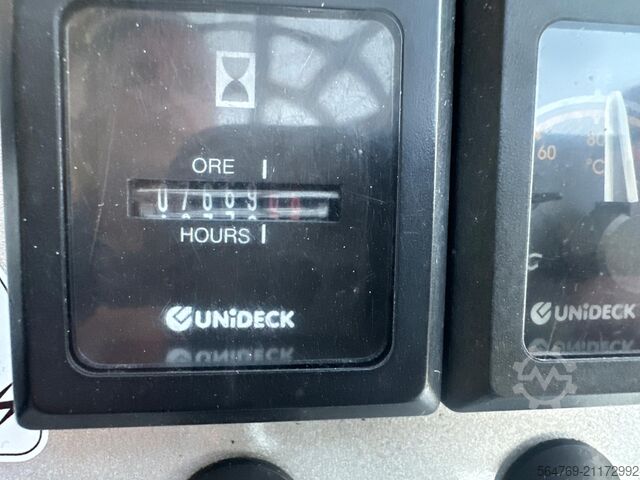 Vierwegestapler Combilift CB3000/LPG /2015 year/ Perfect condition