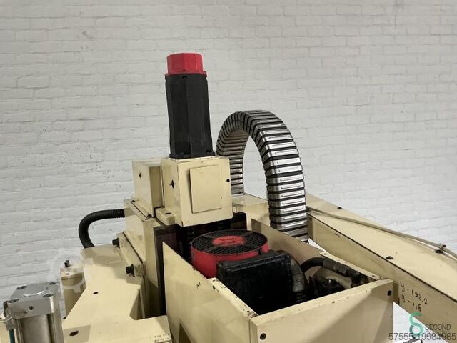 Milling machines Dah Lih DL-MCV 610 1992 Dah Lih DL-MCV 610