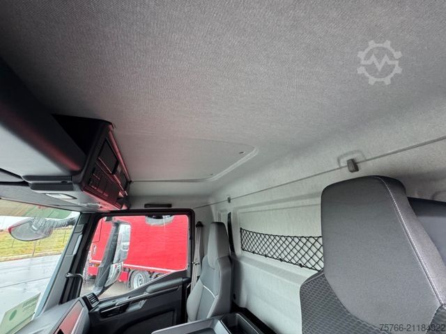 Beverage truck MAN TGM 26.320 L / LBW / LENKACHSE / 20 PAL