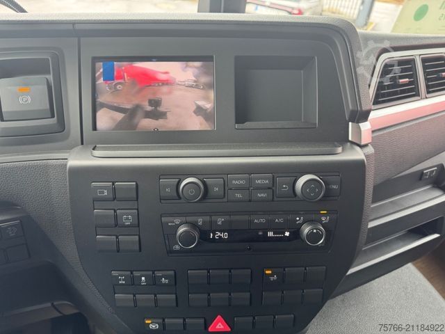 Beverage truck MAN TGM 26.320 L / LBW / LENKACHSE / 20 PAL