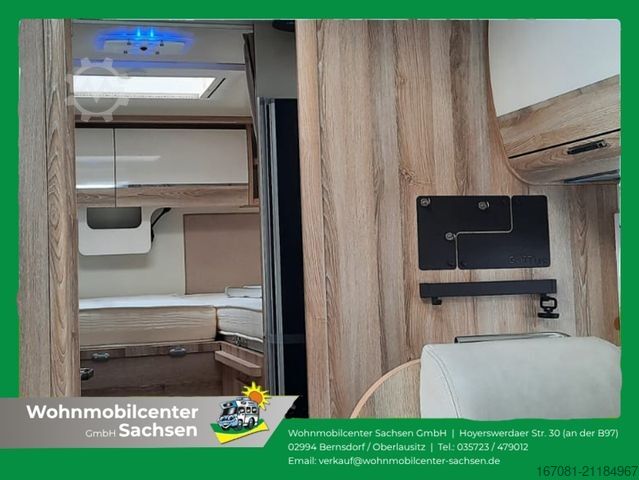 Teilintegriertes Wohnmobil GIOTTILINE Therry T32 Einzelbetten Top Ausstattung