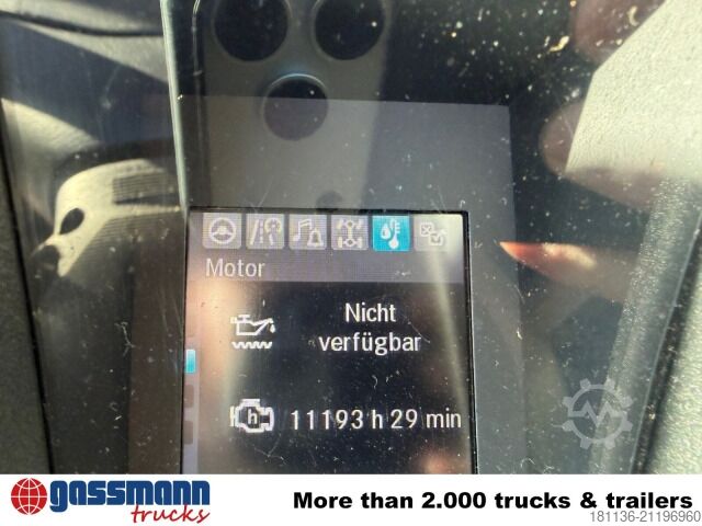 Special purpose truck Unimog U 527 4x4, Kommunalhydraulik, Frontzapfwelle,