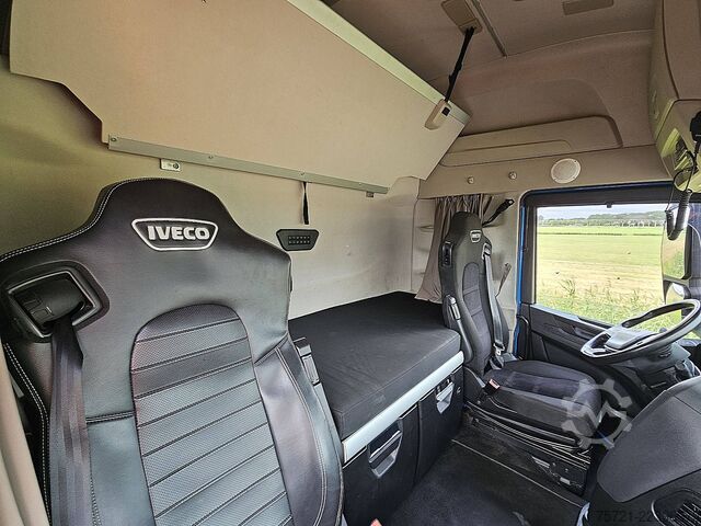 Standard-SZM IVECO S-WAY AS440S49