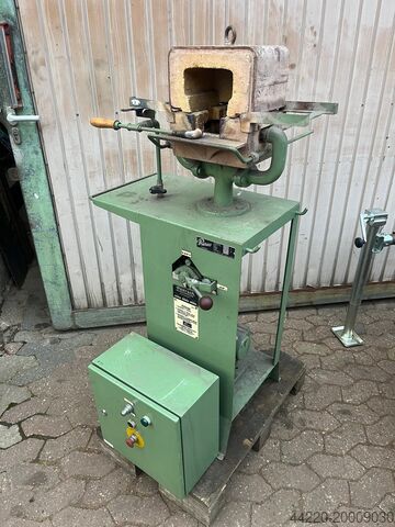 Schmiedeeinrichtung Pharos