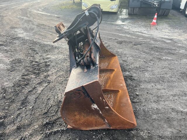 Baggerarm  ZFE hydraulischer Grabenräumlöffel / MS21 / 2021