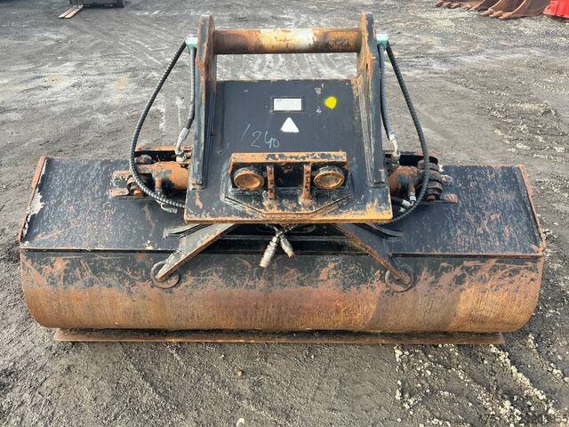 Baggerarm  ZFE hydraulischer Grabenräumlöffel / MS21 / 2021