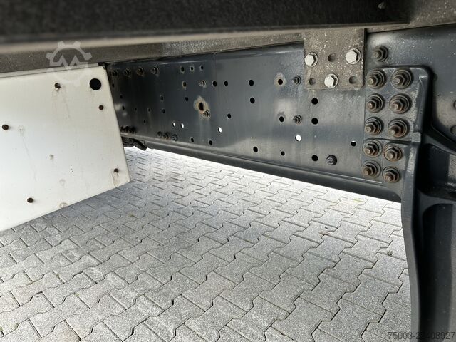 Refrigerated truck Iveco Stralis 310 4X2 Mitsubishi