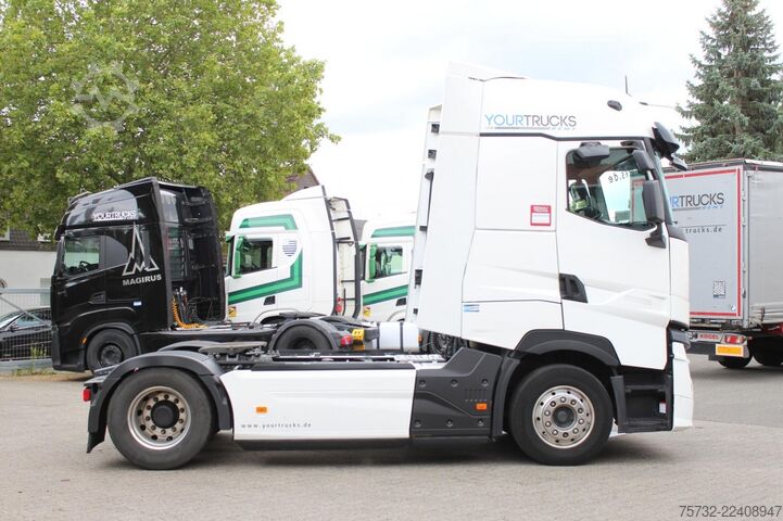 Standard tractor unit Renault T520 Retarder Hi-Sleeper Alu-Felgen VIN:PD 2Stk