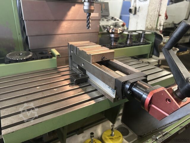 Werkzeugfräsmaschine TOS FNGJ 40