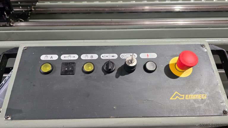 Bearbeitungszentrum Emmegi Comet E Pendolare Emmegi Comet E Pendolare