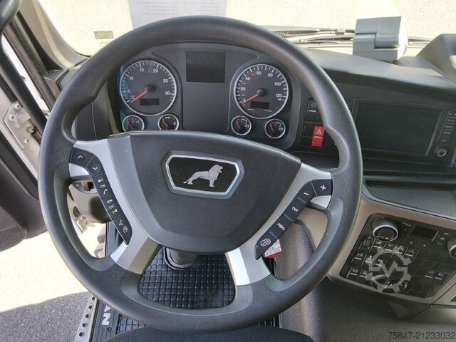 Crane truck MAN TGS 26.430 6x2-4 LL  Ladekran Baustoff