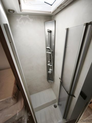 Teilintegriertes Wohnmobil MOOVEO T 70 EB, SAT, Markise,Navi, ALU 16 Längsbetten