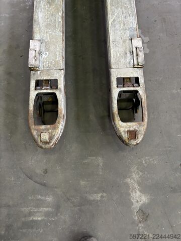 Electric Pallet Trucks Still EXH 30 Li-Ion