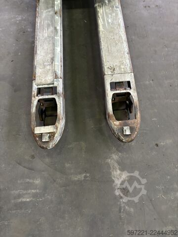 Electric Pallet Trucks Still EXH 30 Li-Ion