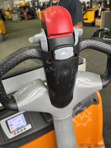 Electric Pallet Trucks Still EXH 30 Li-Ion