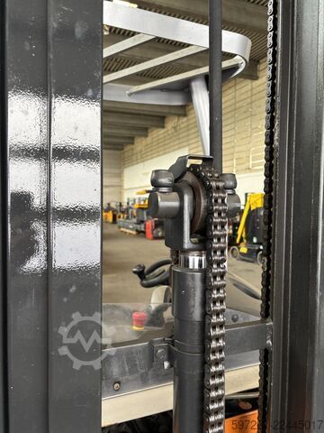 Schubmaststapler Still FM-X12