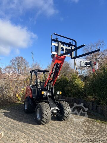 Hoflader MANITOU MLA 3-25 H