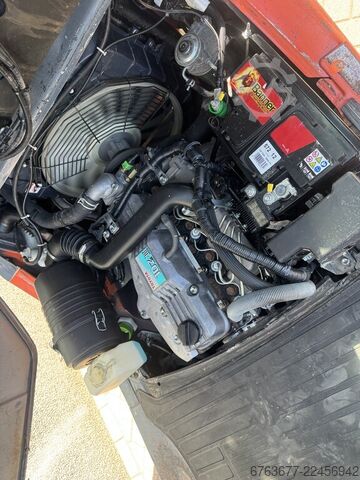 Toyota 02-8FDF25 Triplex 500 Freelift / Sideshift / Fork Positioner Diesel 2014 TOYOTA 02-8FDF25 Triplo 500 Freelift / Sideshift / Vorkversteller Diesel 2014