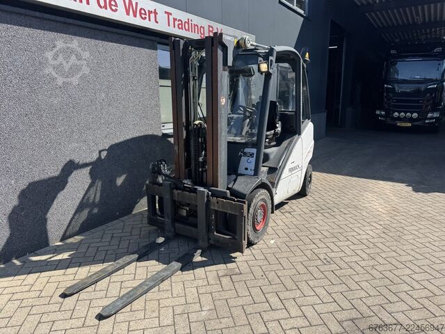 Linde H30D-01 Triplex 465 Freelift / Seitenschieber / 4. Funktion VW Diesel 2006 LINDE H30D-01 Triplo 465 Freelift / Sideshift / 4e Functie VW Diesel 2006