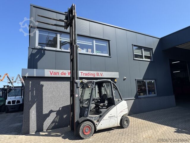 Linde H30D-01 Triplex 465 Freelift / Seitenschieber / 4. Funktion VW Diesel 2006 LINDE H30D-01 Triplo 465 Freelift / Sideshift / 4e Functie VW Diesel 2006