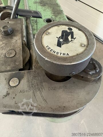 Pipe bending machine Veenstra Doornbuigmachine