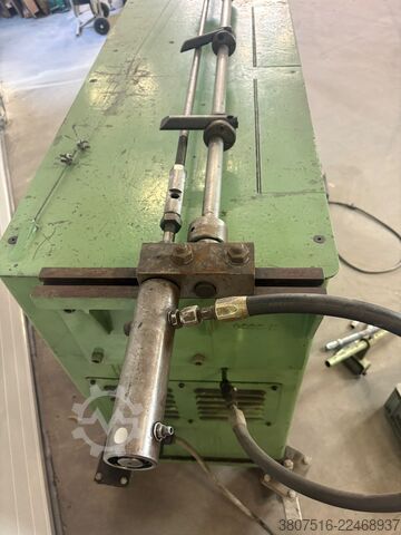 Pipe bending machine Veenstra Doornbuigmachine