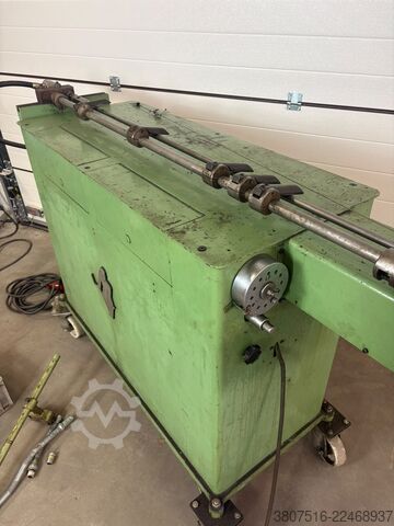 Pipe bending machine Veenstra Doornbuigmachine